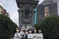 Почетен караул пред паметника на Апостола - Васил Левски